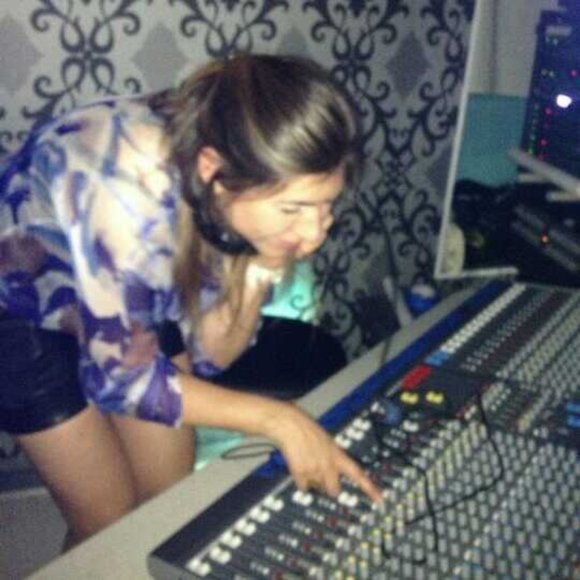 Meet your Posher, Lindsay - Picture 1 of 1